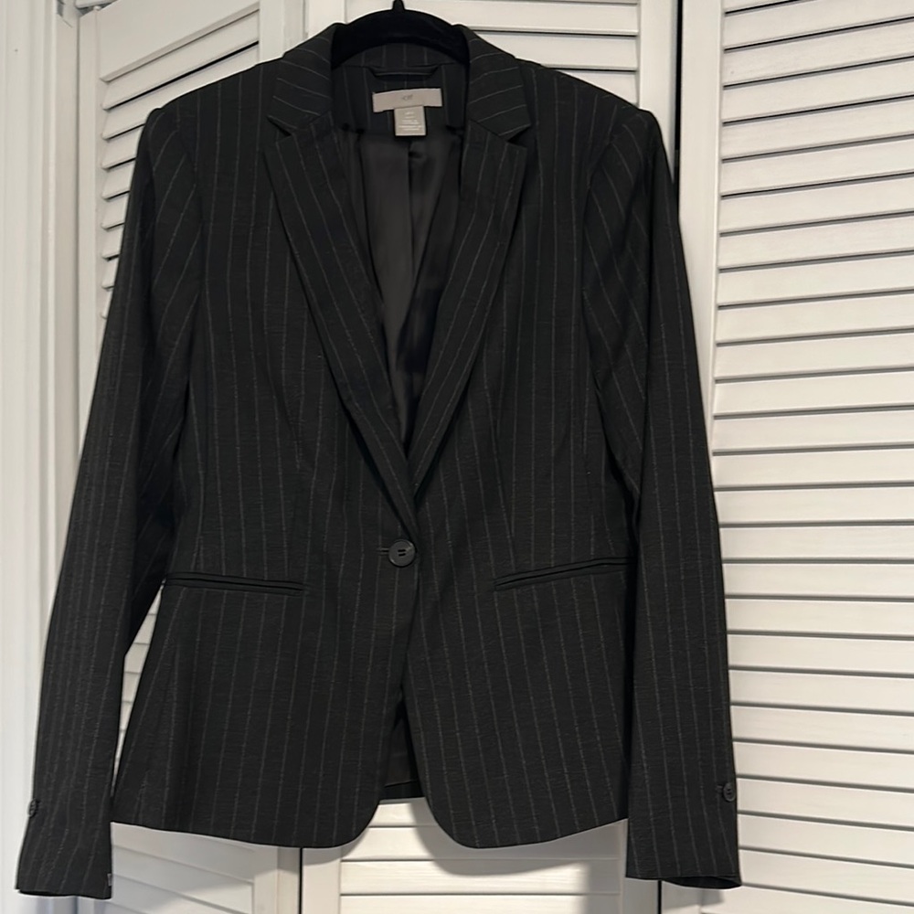 H&M Black Tailored Blazer with Notched Lapels